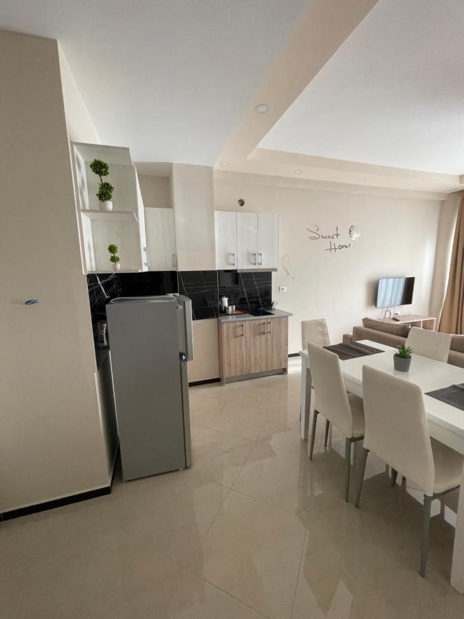 Seaside Apartmens Sarande Bagian luar foto