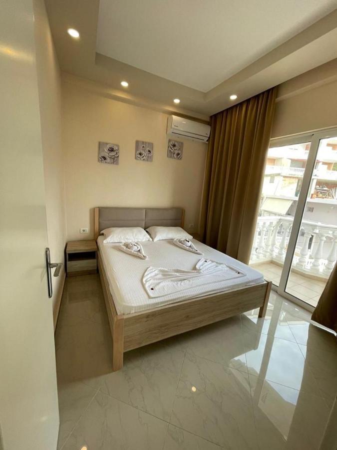 Seaside Apartmens Sarande Bagian luar foto